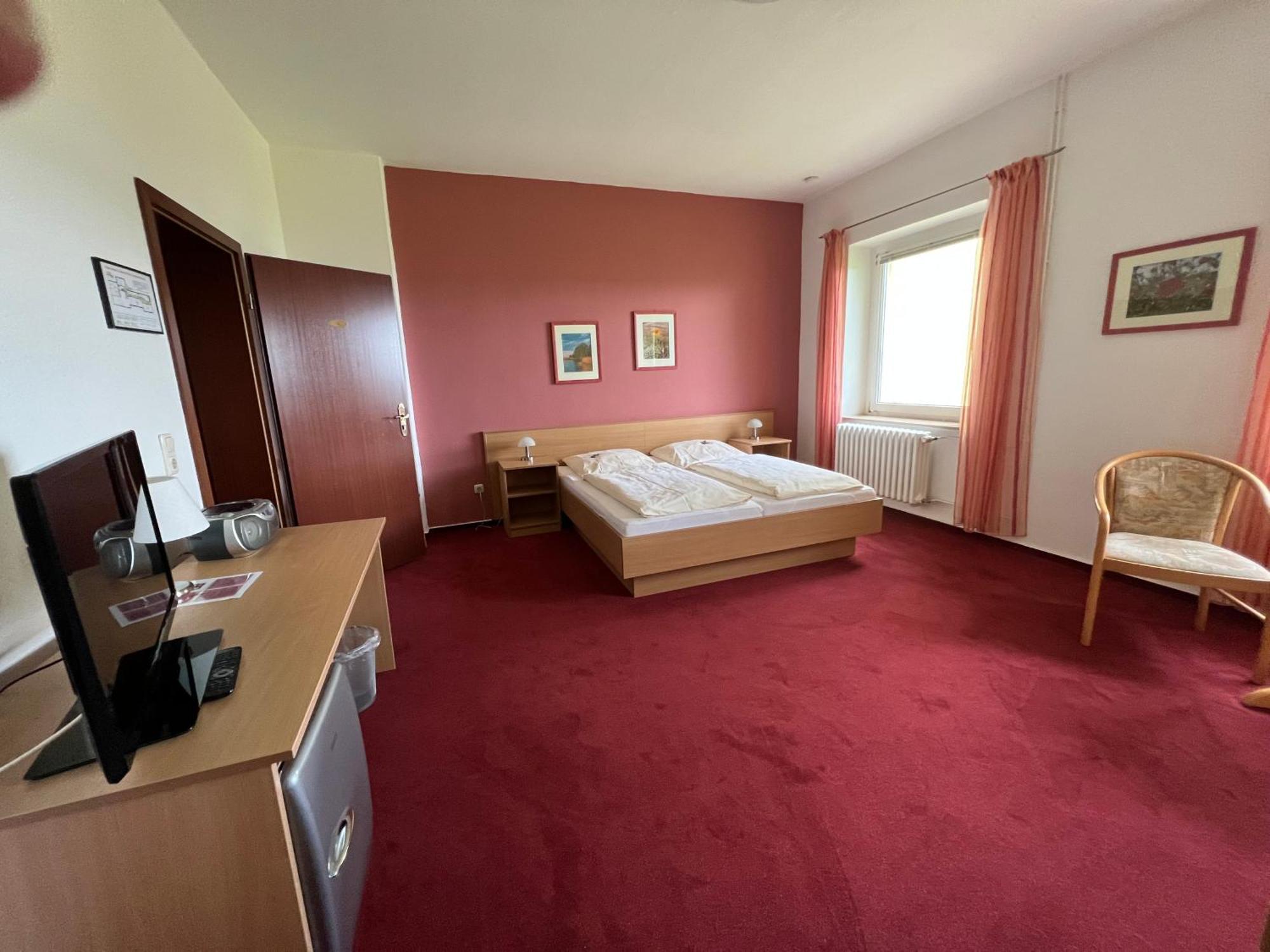 Gaestehaus Niederhof Sundhagen-Niederhof Rom bilde